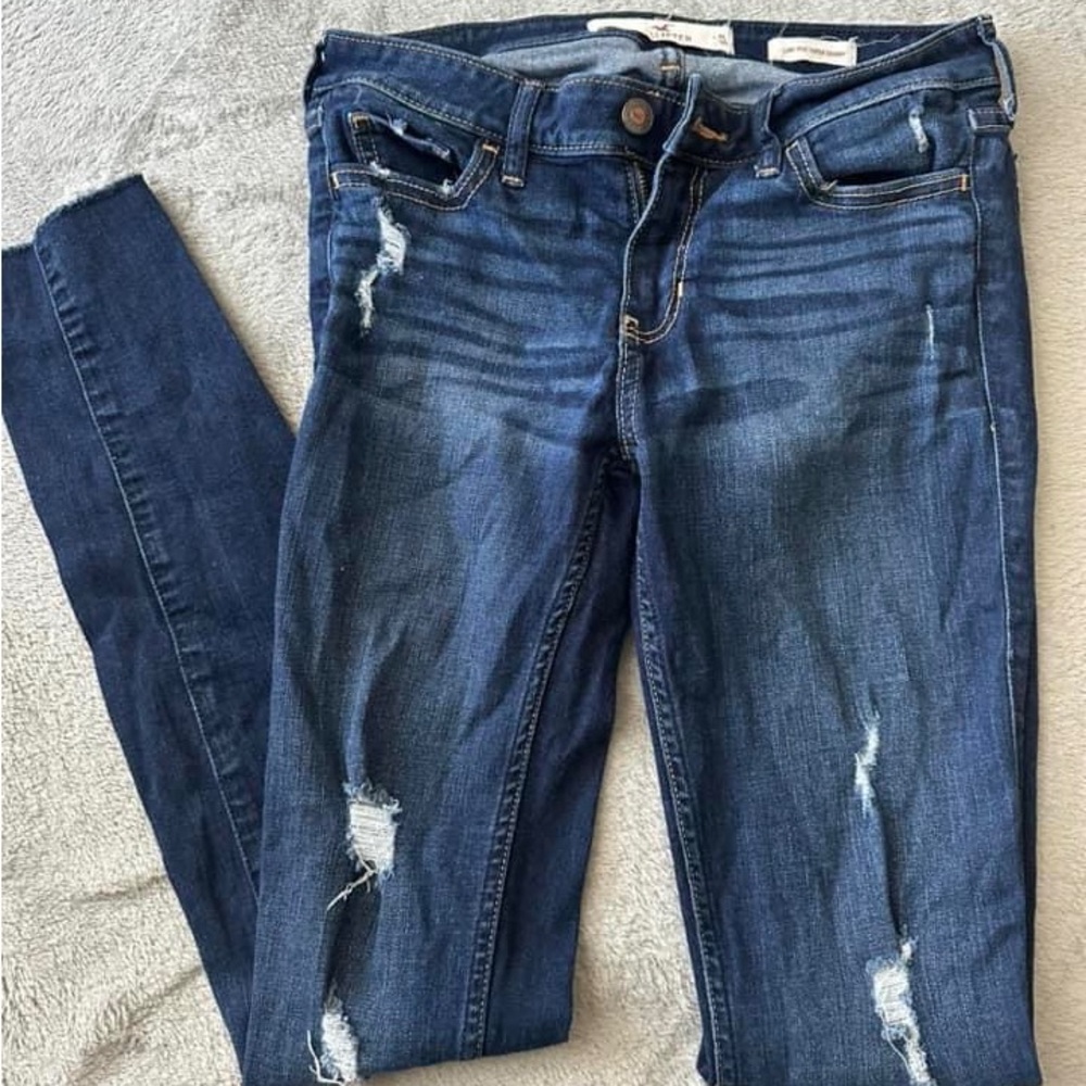 Hollister Skinny Jeans - Size: 1R - Worn Once